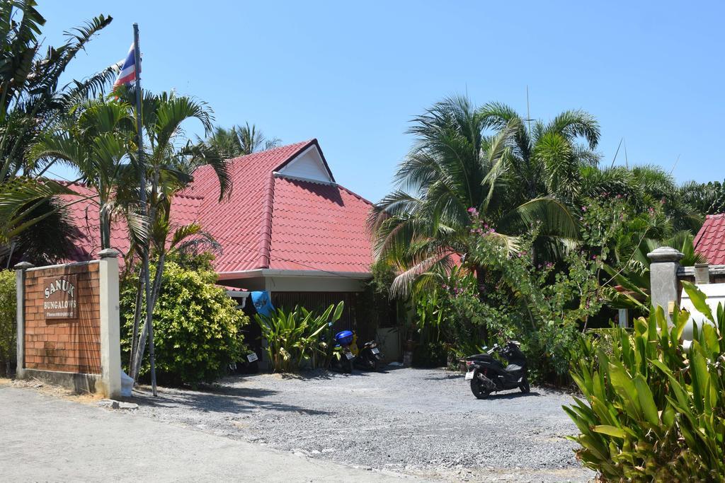 Sanuk Bungalows Rawai Buitenkant foto